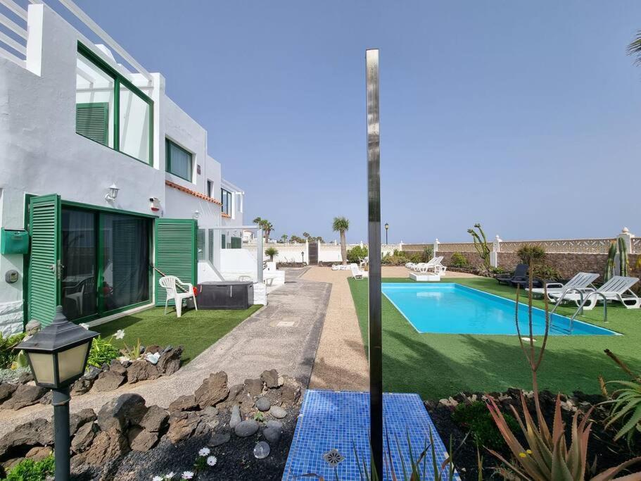 La Casa De Las Palomitas Corralejo Exteriör bild