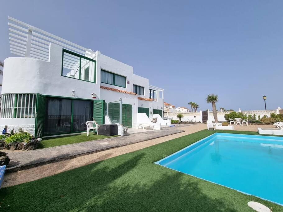 La Casa De Las Palomitas Corralejo Exteriör bild