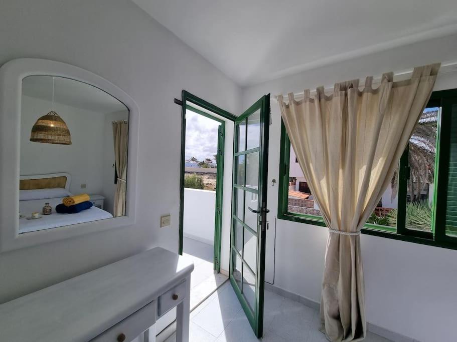 La Casa De Las Palomitas Corralejo Exteriör bild